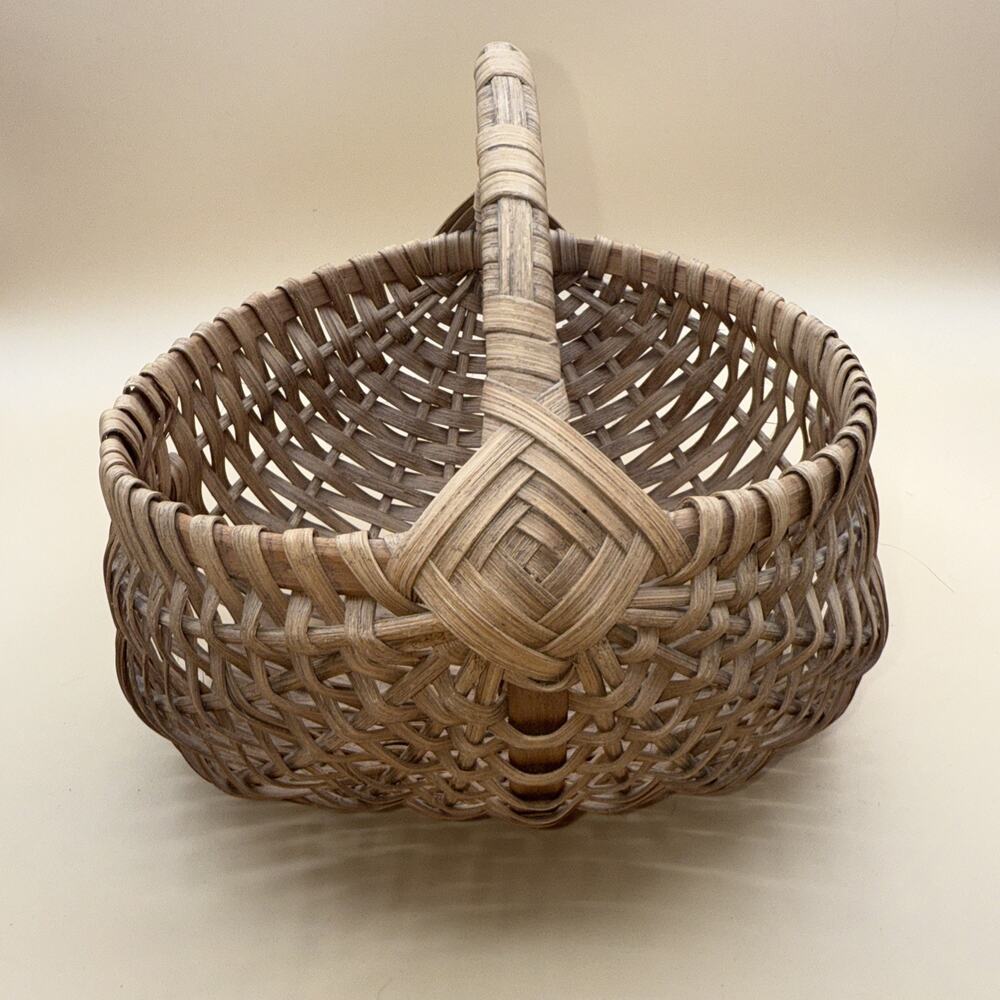 Vintage wicker Buttocks farmhouse Basket with Handle Country Natural Brown